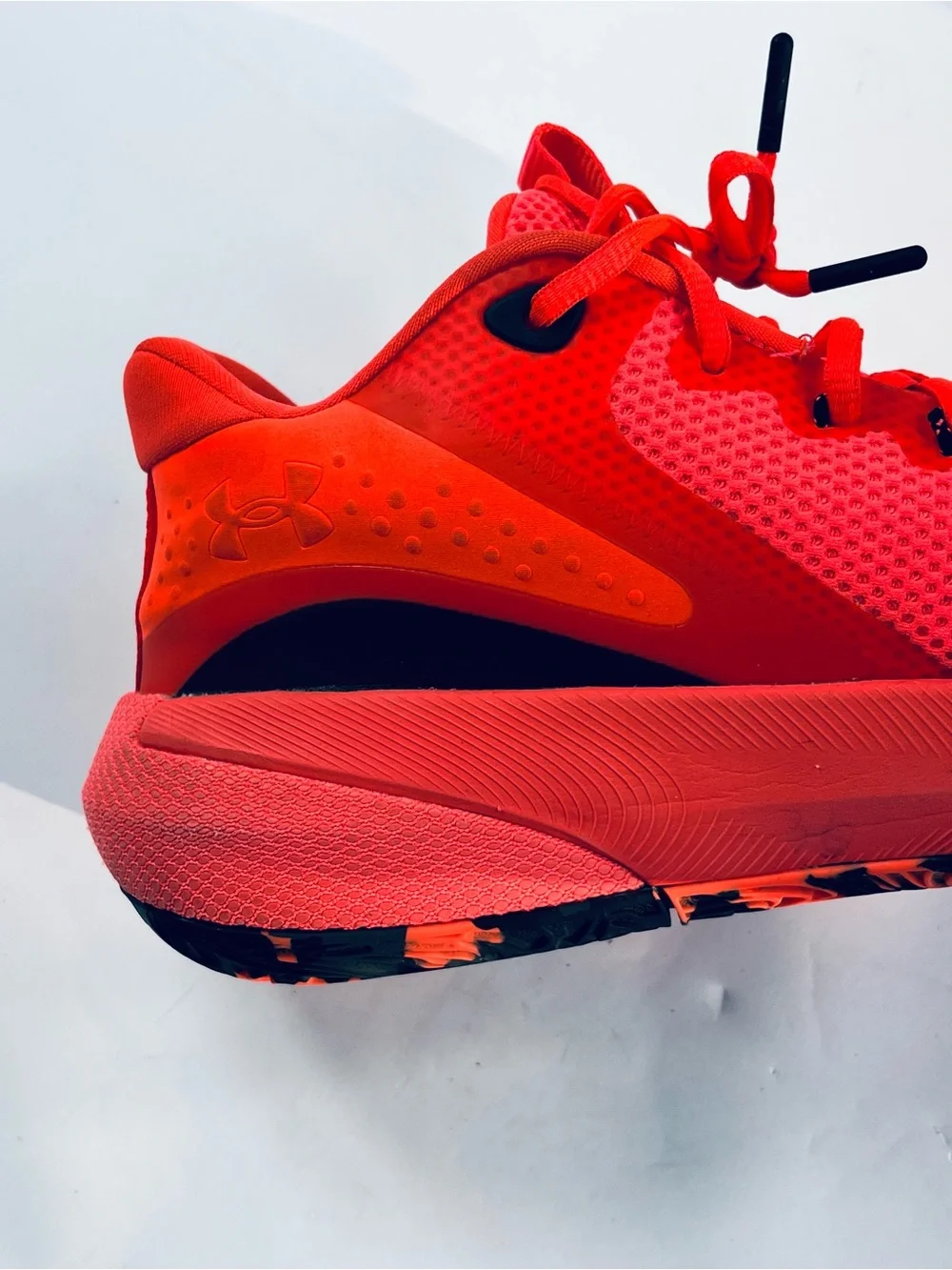 Under Armour Hovr bright neon